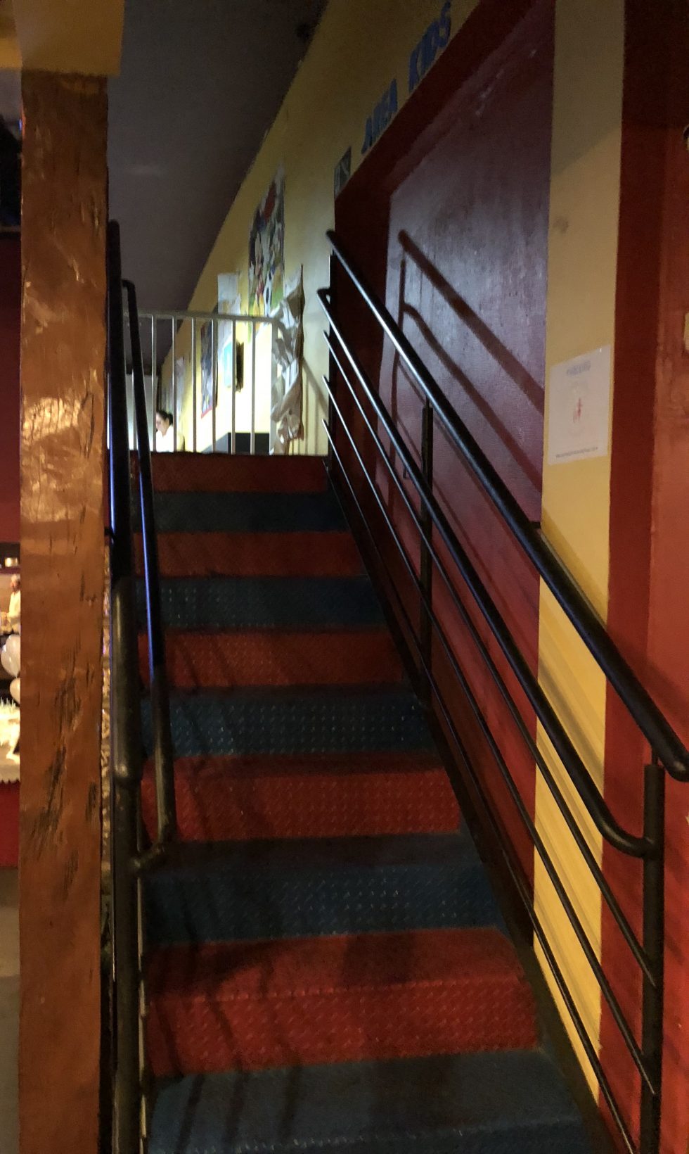 escada mezanino